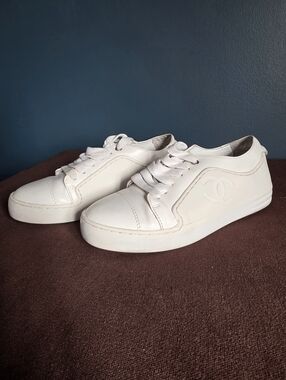 Chanel White Leather Low-Top Sneakers